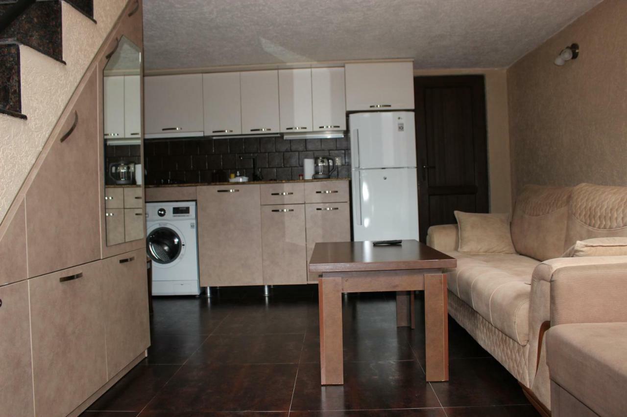 Apartment Anzi Batum Dış mekan fotoğraf
